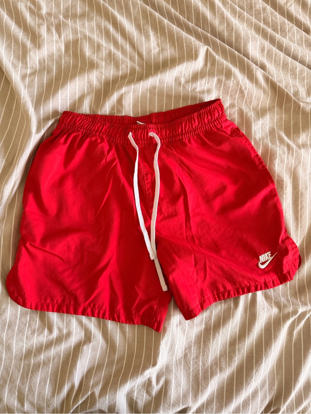Men’s Nike Club Woven Flow Shorts
